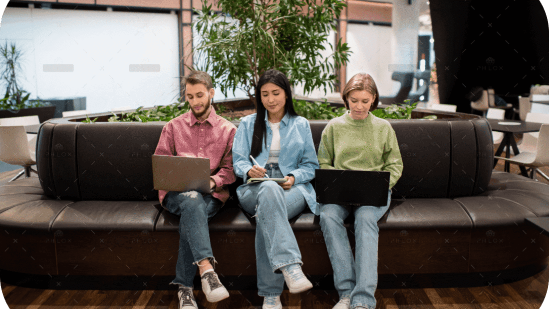 demo-attachment-804-team-working-together-project-6-2-1